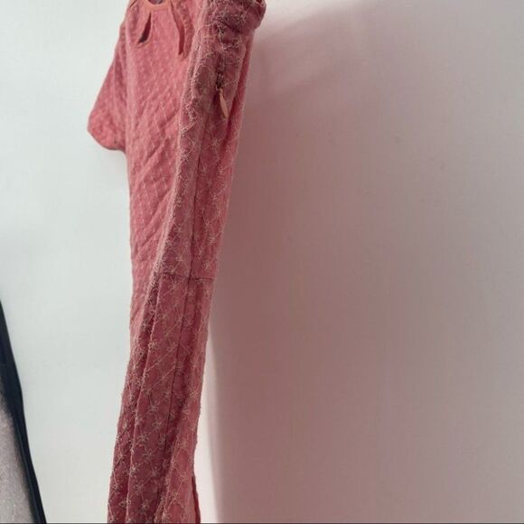 Pink Eyelet Dress Short Sleeve Sheath Cutout Neck Casual Career Size Unknown - Picture 3 of 13